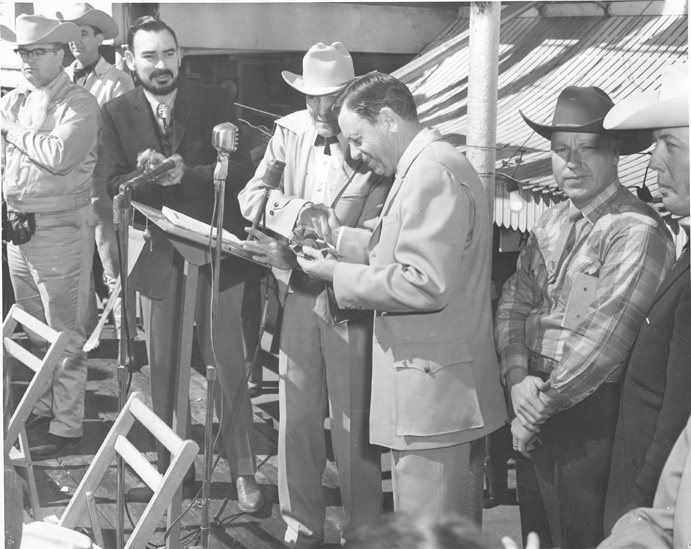 images/years-gone-by/years-gone-by-71.jpg#joomlaImage://local-images/years-gone-by/years-gone-by-71.jpg?width=691&height=549